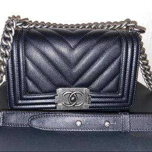 Chanel boy bag